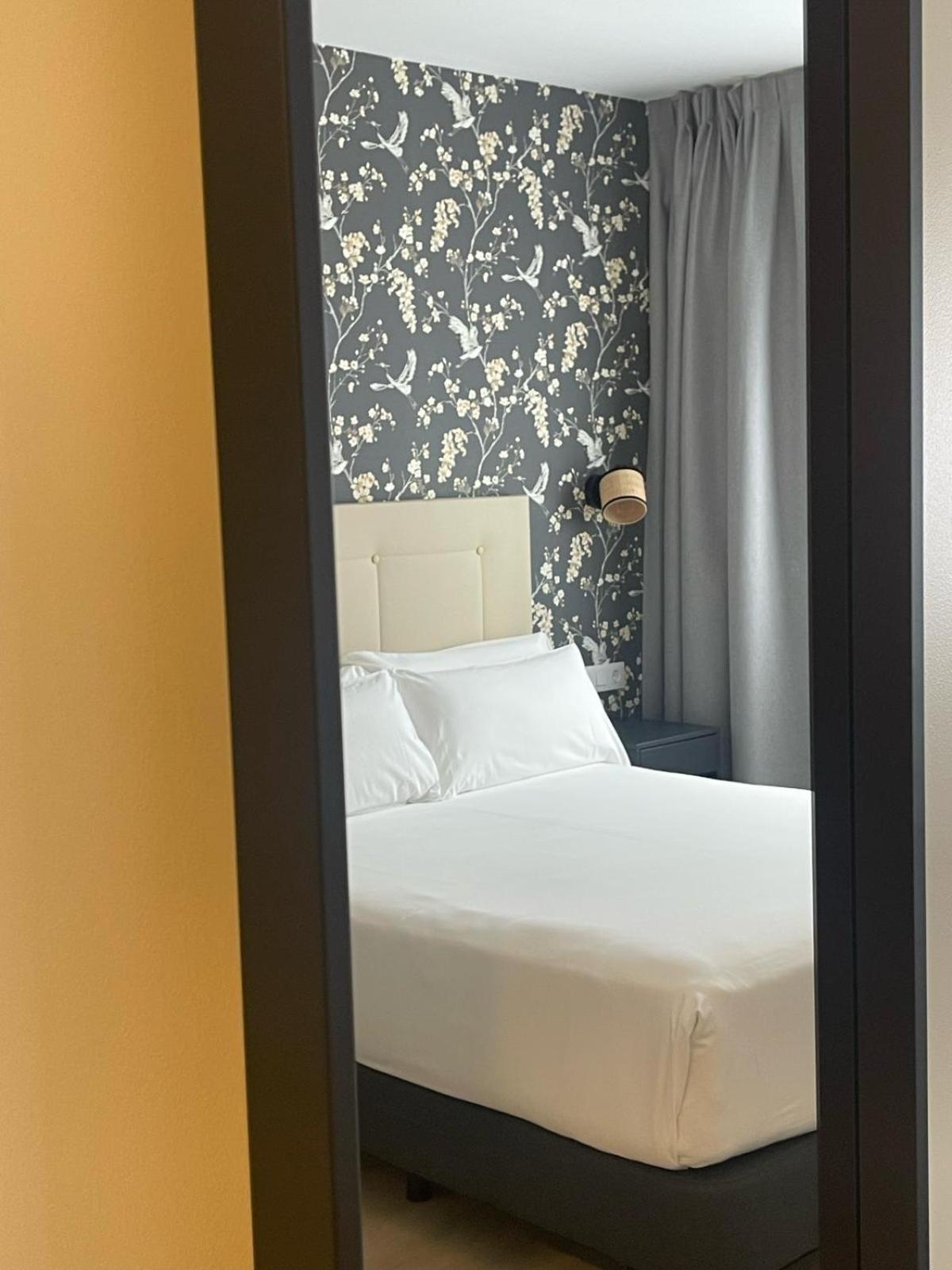 Hotel Cisneros Alcalá de Henares Eksteriør bilde