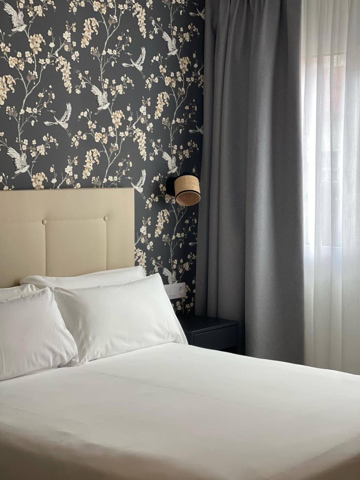 Hotel Cisneros Alcalá de Henares Eksteriør bilde